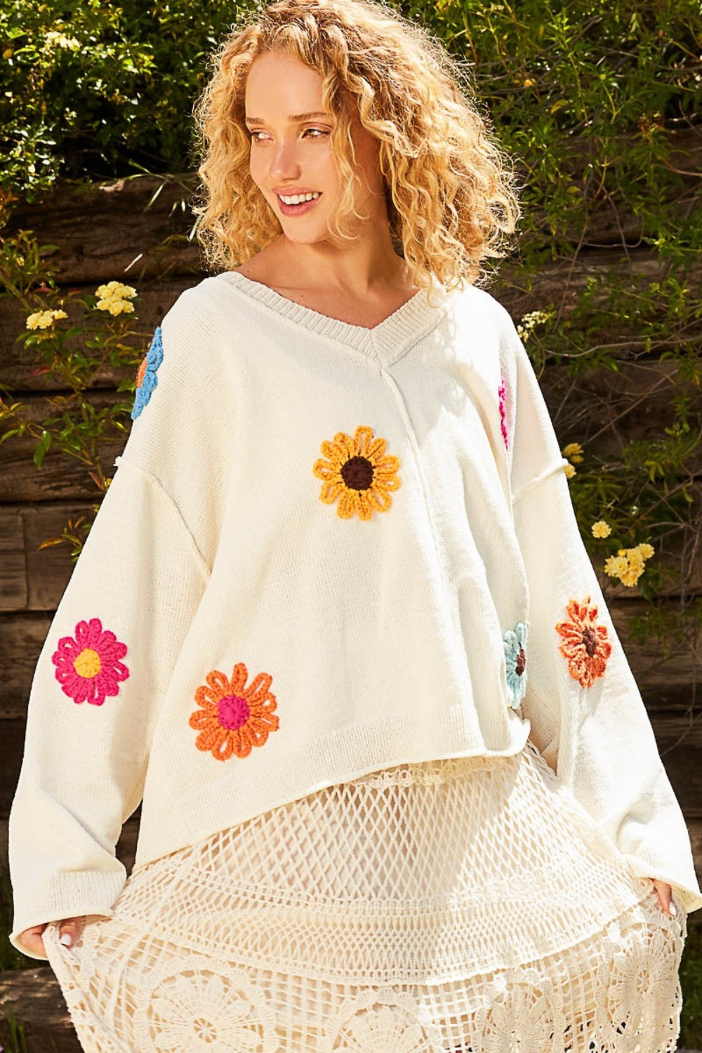 POL V-Neck Flower Patches Long Sleeve Sweater