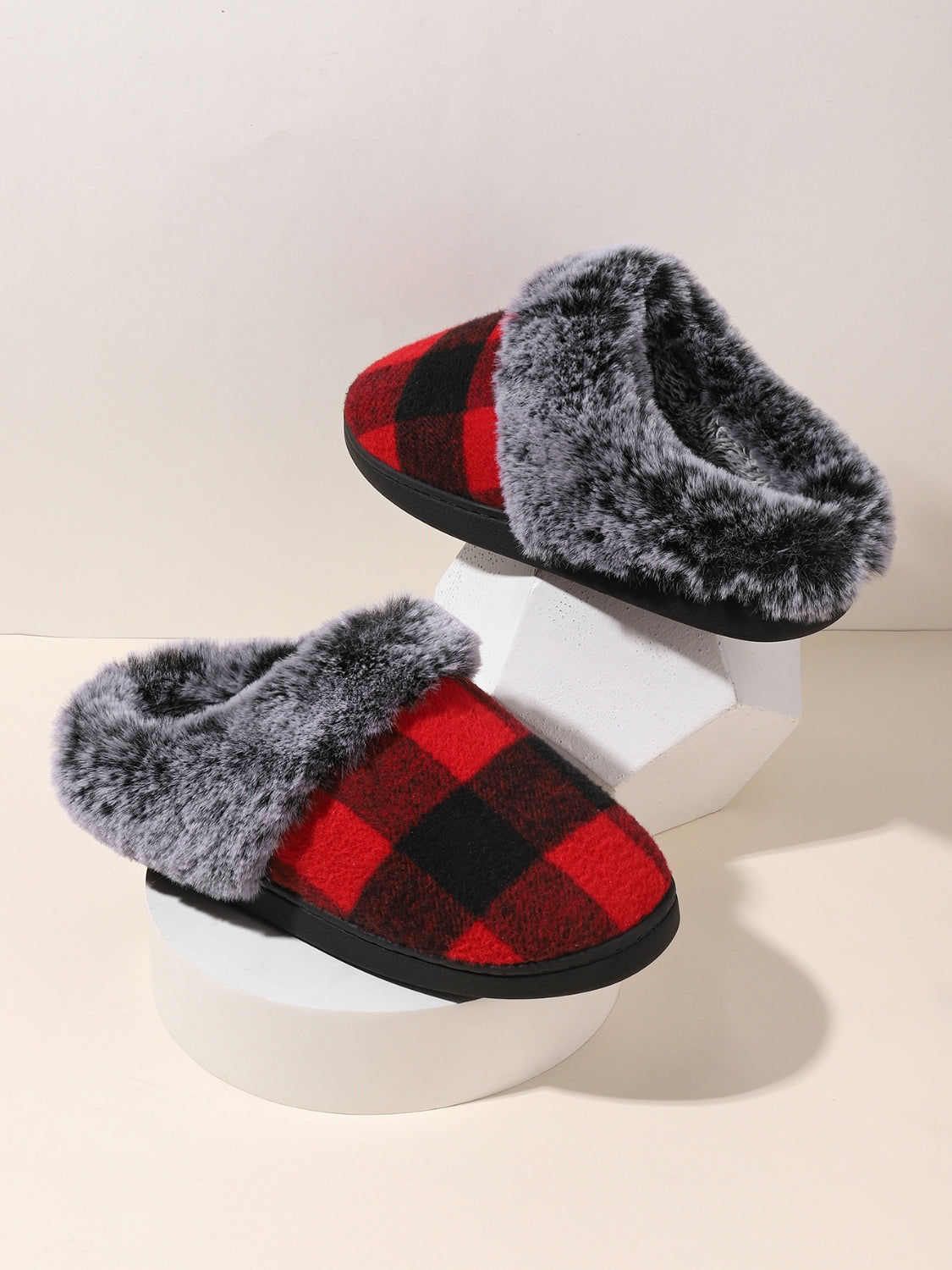 Plaid Furry Round Toe Flat Slippers