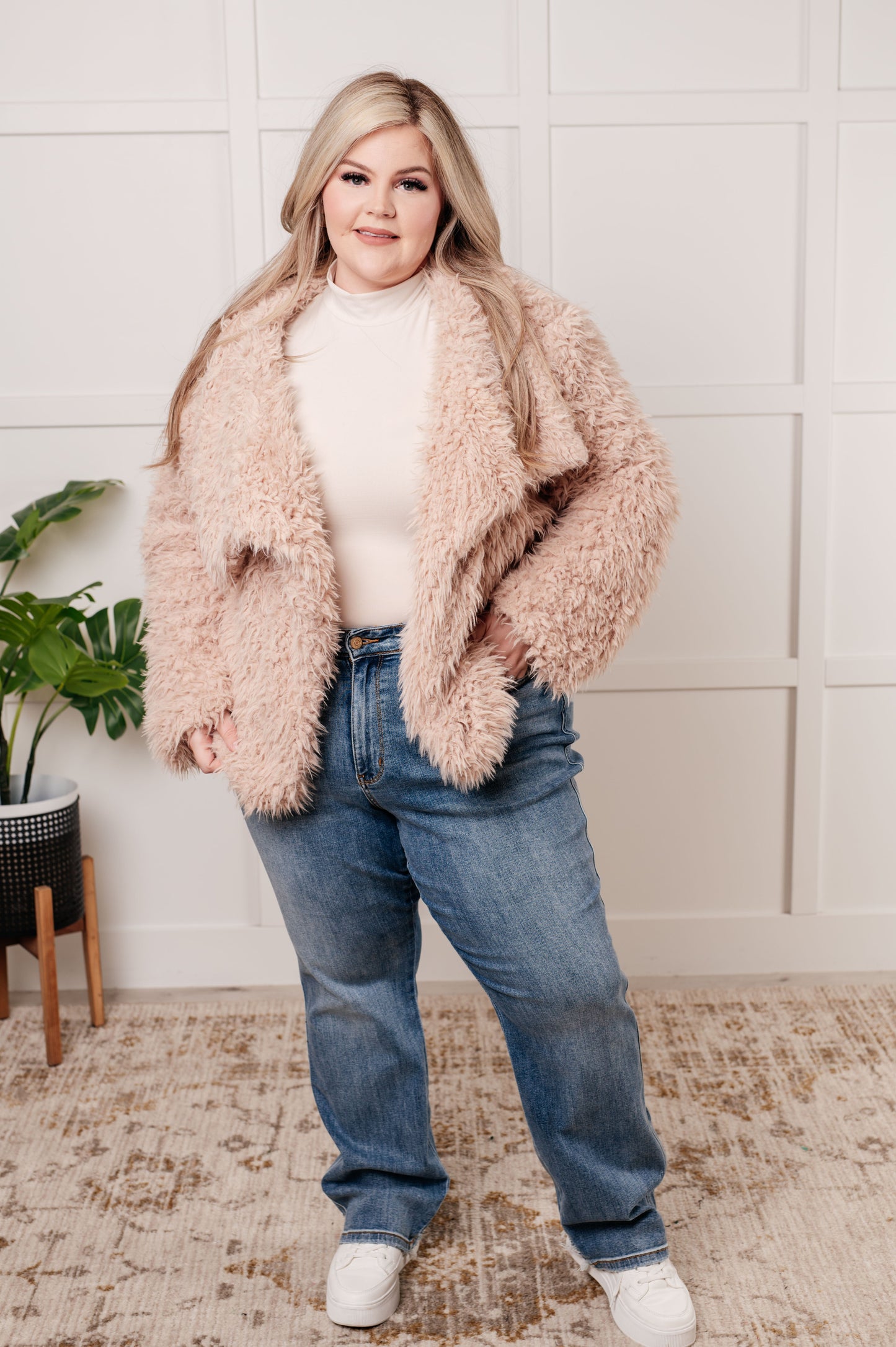 Haptics Disco Queen Faux Fur Coat