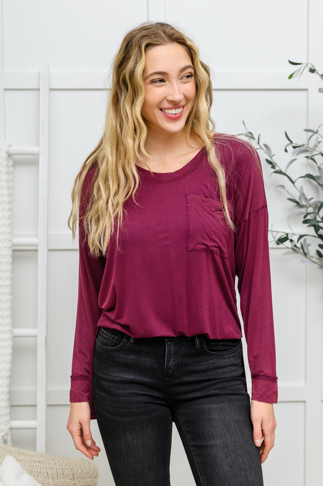 Long Sleeve Knit Top With Pocket In Burgundy