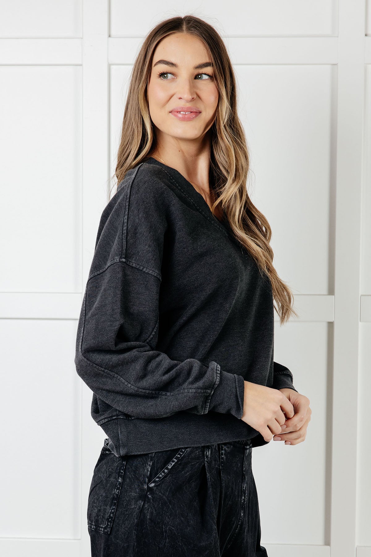 Rae Mode Rep Ready Mineral Wash French Terry Pullover in Black
