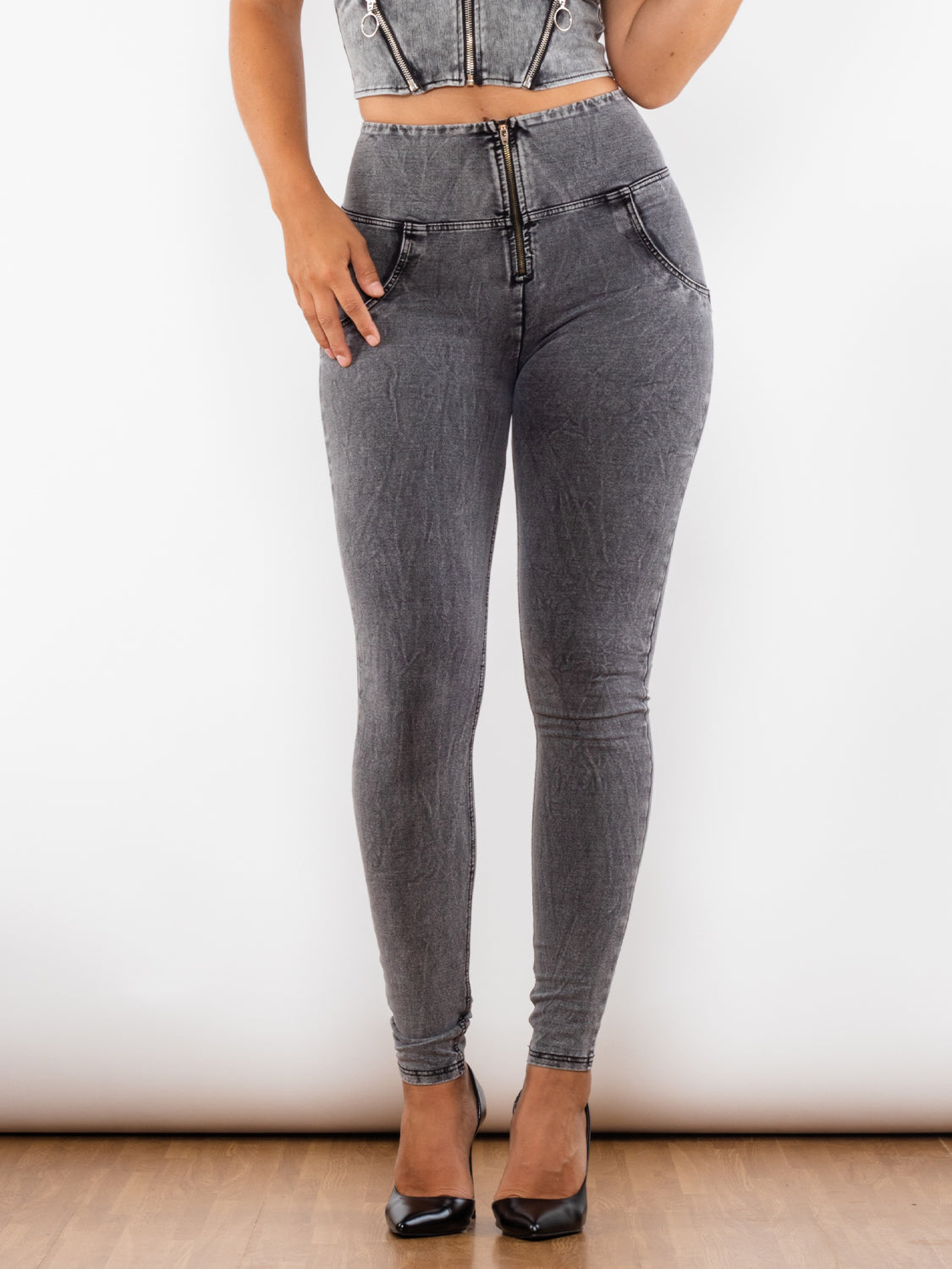 Full Size Zip-Up Skinny Jeans