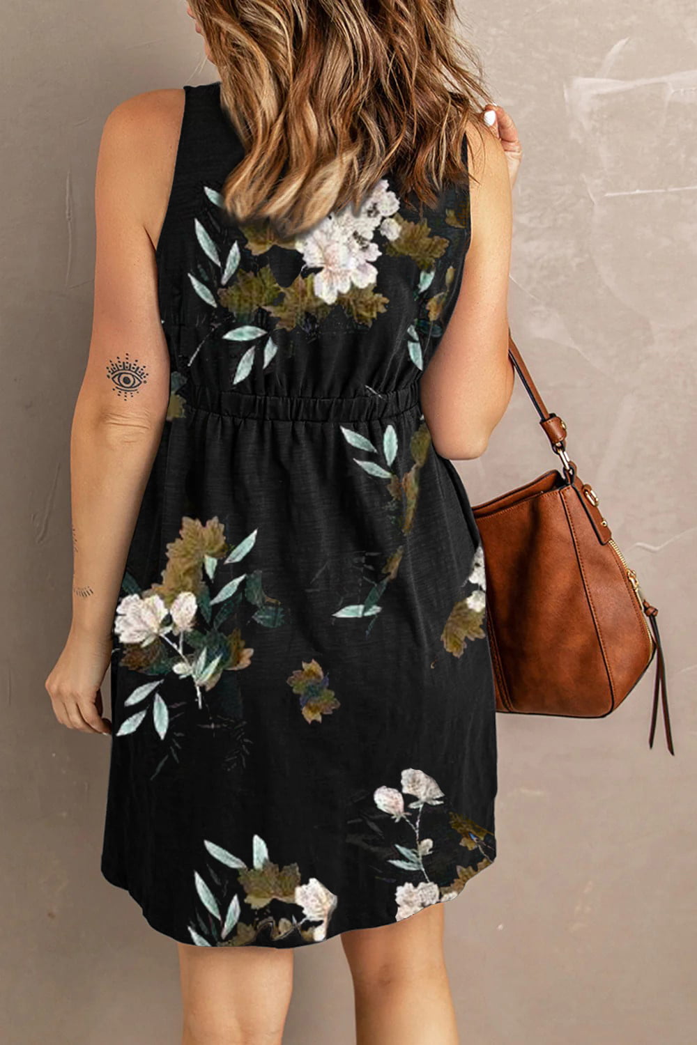 Printed Scoop Neck Sleeveless Buttoned Dress