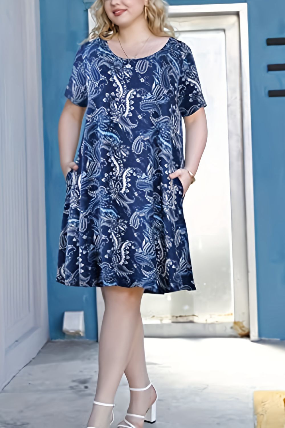 Plus Size Printed Round Neck Short Sleeve Dress