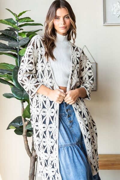 Veveret Geometric Open Front Three-Quarter Sleeve Cardigan